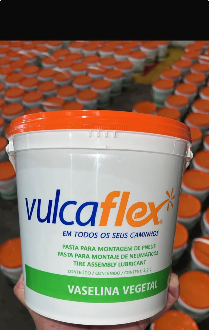 Balde amarelo personalizado para distribuidor Casa do Borracheiro